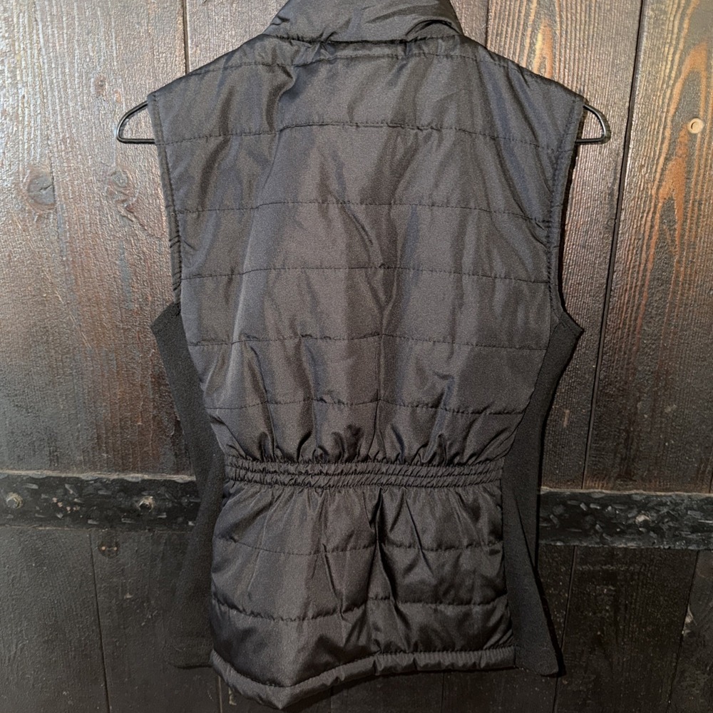 Miss Lili Women's Black Vest Faux Fur Size Petite Small Full Zip Pockets E247 - Picture 4 of 8